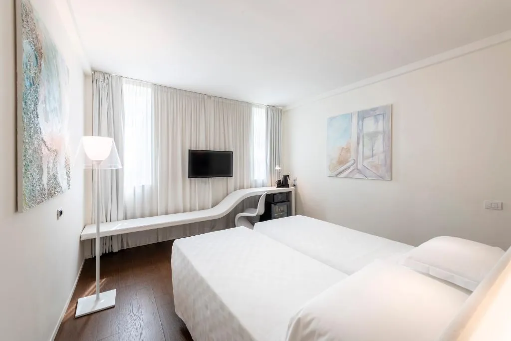 DOUBLE SUPERIOR Room, Mo.Om Hotel, Milan