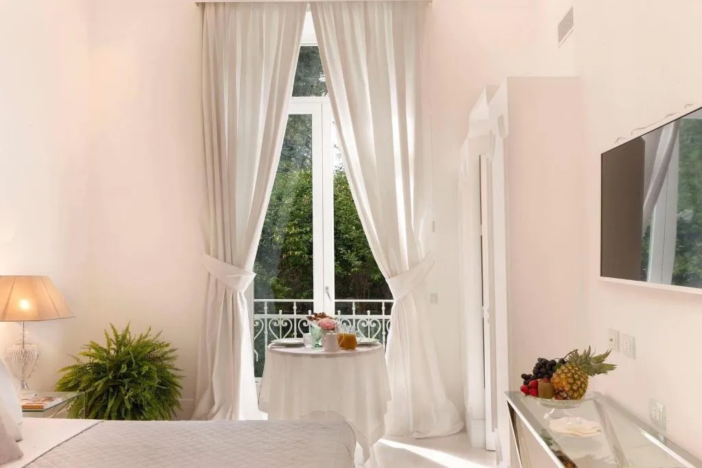 Room, Villa Silvana Relais, Naples