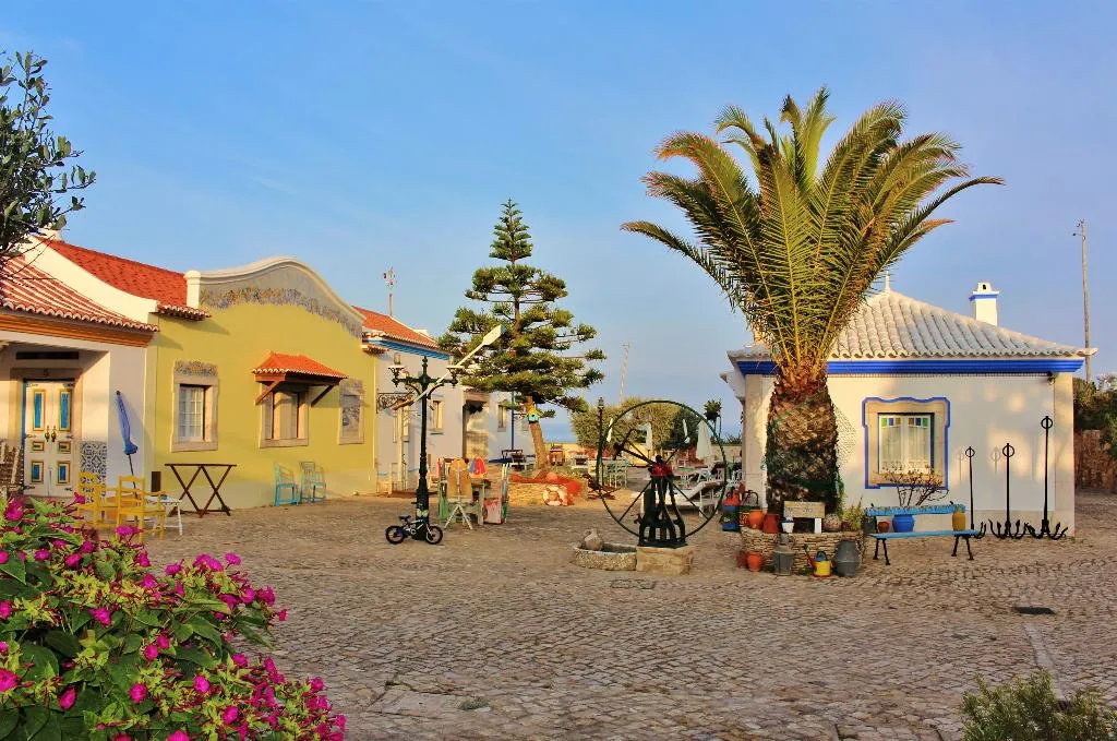 General view, Villa Ana Margarida Beach, Lisbon
