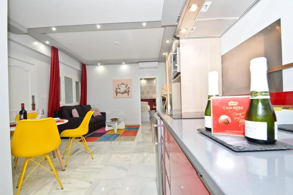 Room, The Zentral Arenal Suites, Seville