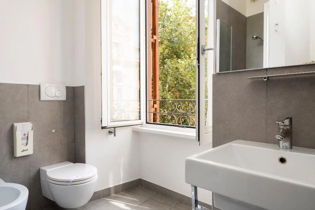 TRIPLE CLASSIC Room, Sky Blue Place, Rome