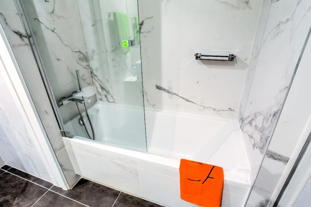 APARTMENT DUPLEX Room, Cosmo Apartments Sants, Barcelona
