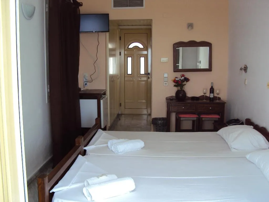 Room, Mykali, Samos