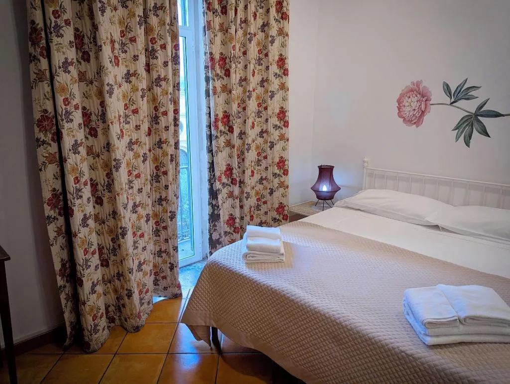 Room, La Locanda Dell Arte, Naples