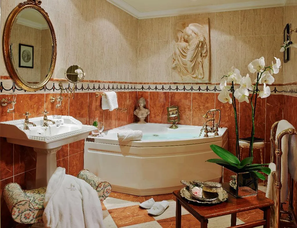Room, Hayfield Manor, Cork
