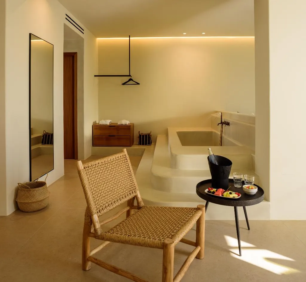 SUITE SEA VIEW WITH PRIVATE POOL Room, Elessa Hotel, Santorini