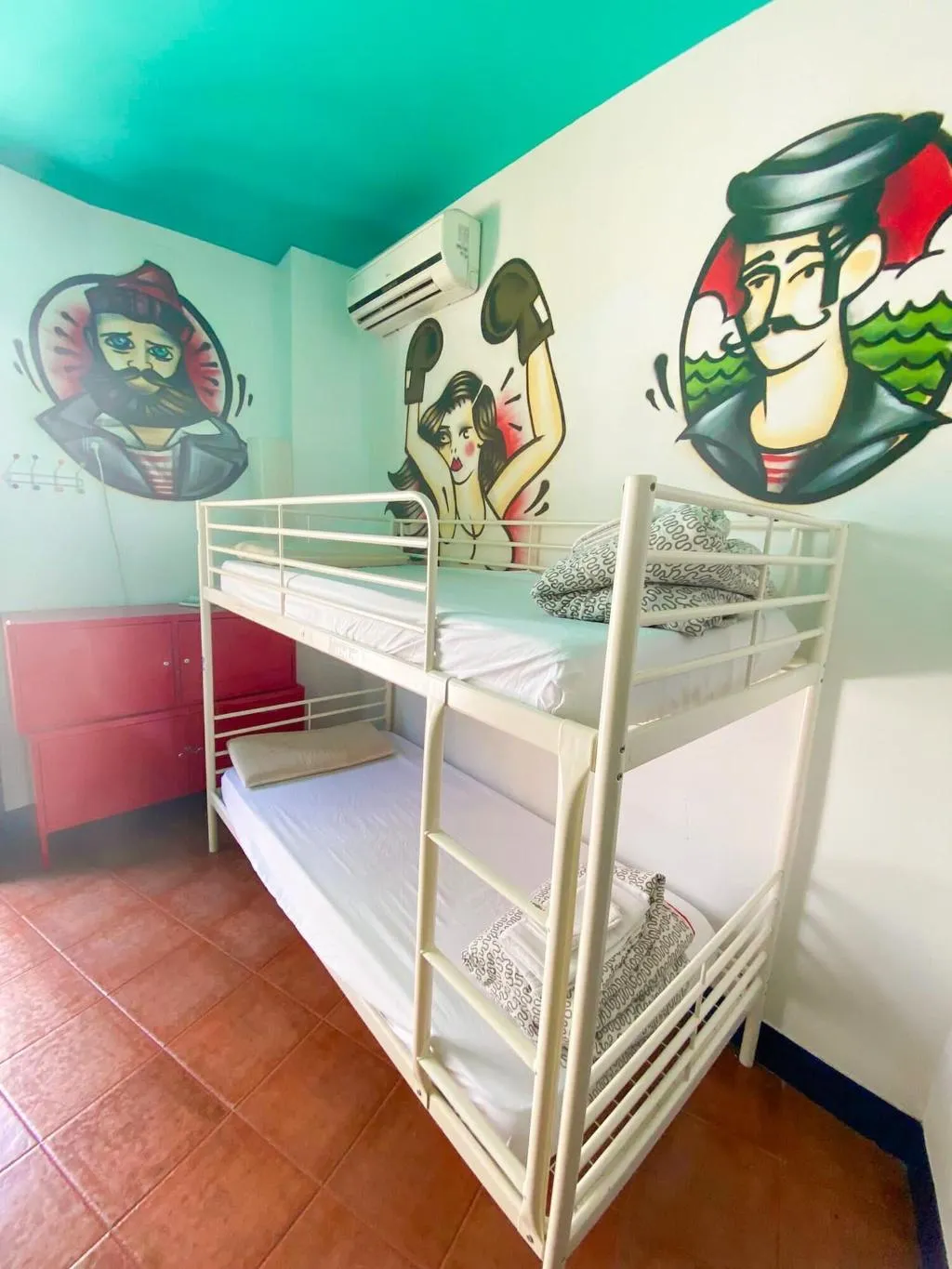 Room, Sevilla Kitsch Hostel Art, Seville