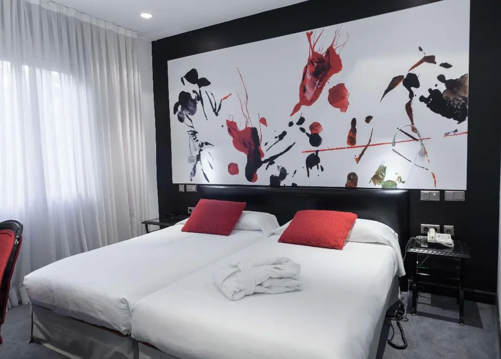 DOUBLE STANDARD Room, Inhala Hotel Garden, Madrid