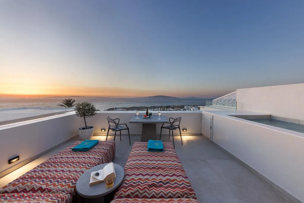 SUITE SEA VIEW HONEYMOON Room, La Madeleine Oia, Santorini
