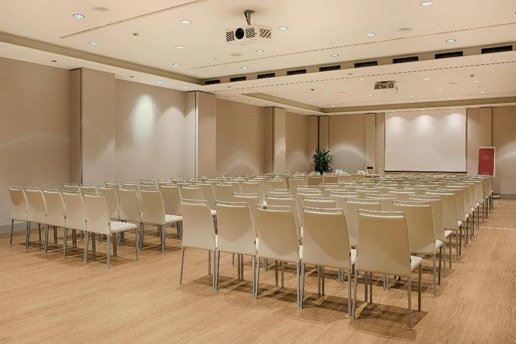 Room, NH Collection Roma Centro, Rome