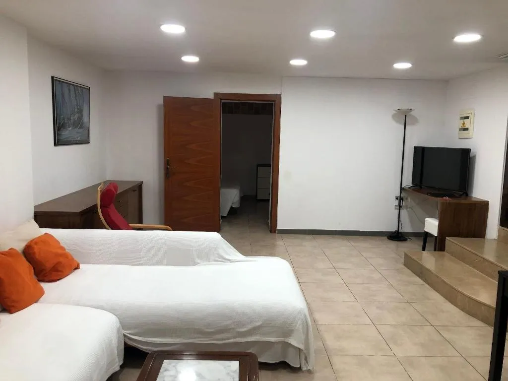 Room, Hotel Llar De Capitans, Barcelona