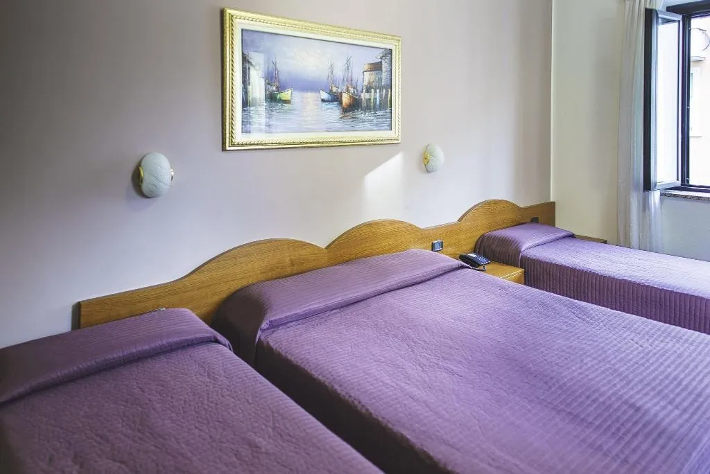 Room, Hotel Venini, Milan