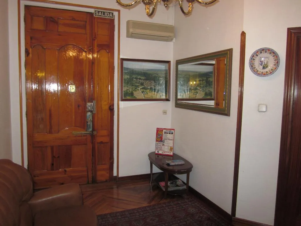 Lobby, Hostal Splendid, Madrid