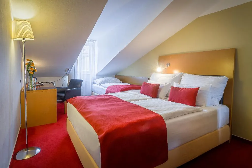 Double or Twin CAPACITY 3 Room, Theatrino Hotel, Prague