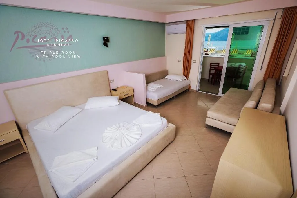 Room, Hotel Picasso, Kavaje
