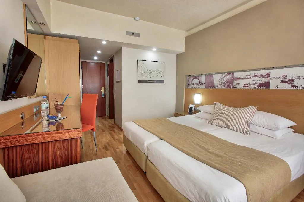 Double or Twin SUPERIOR Room, Capsis Astoria Heraklion, Crete