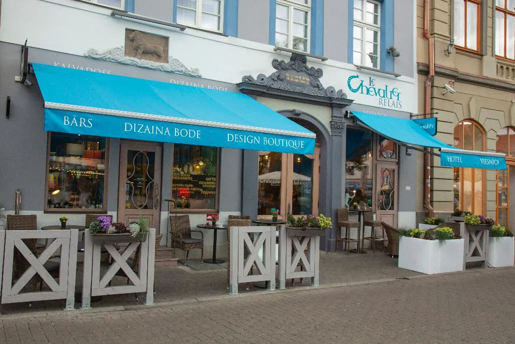 Terrace, Relais Le Chevalier, Riga