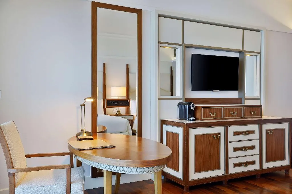 SUITE TWO BEDROOMS Room, Waldorf Astoria Dubai Palm Jumeirah, Dubai