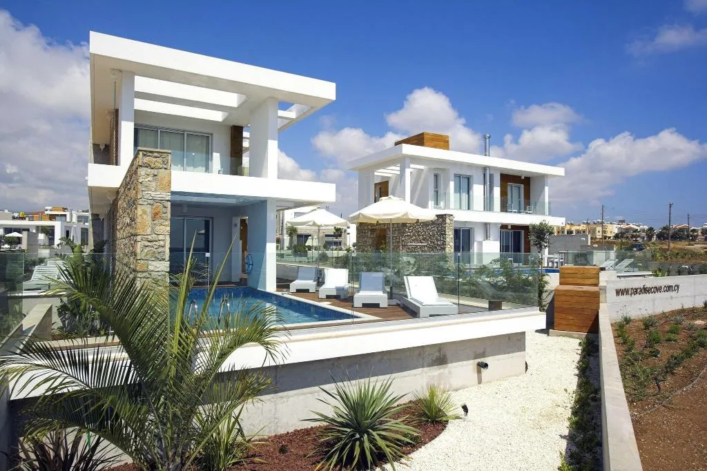Room, Paradise Cove Luxurious Beach Villas, Cyprus