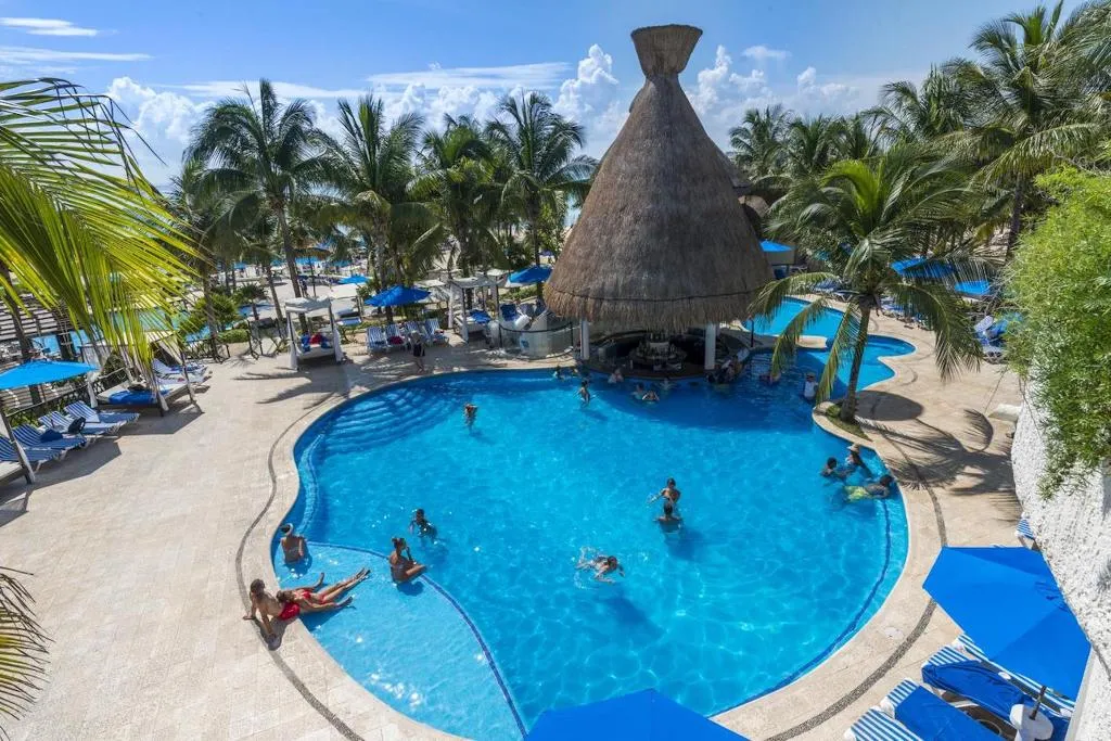 Pool, Dolce Vita Caribe Golf, Cancun Area