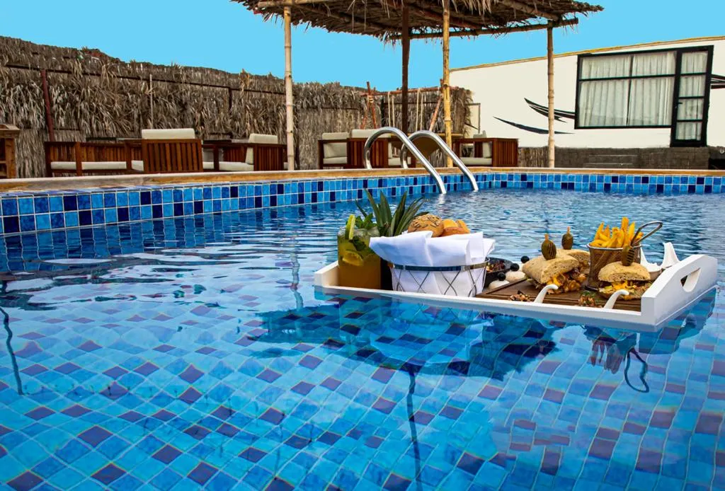 Pool, Caravana Beach Resort, Dubai