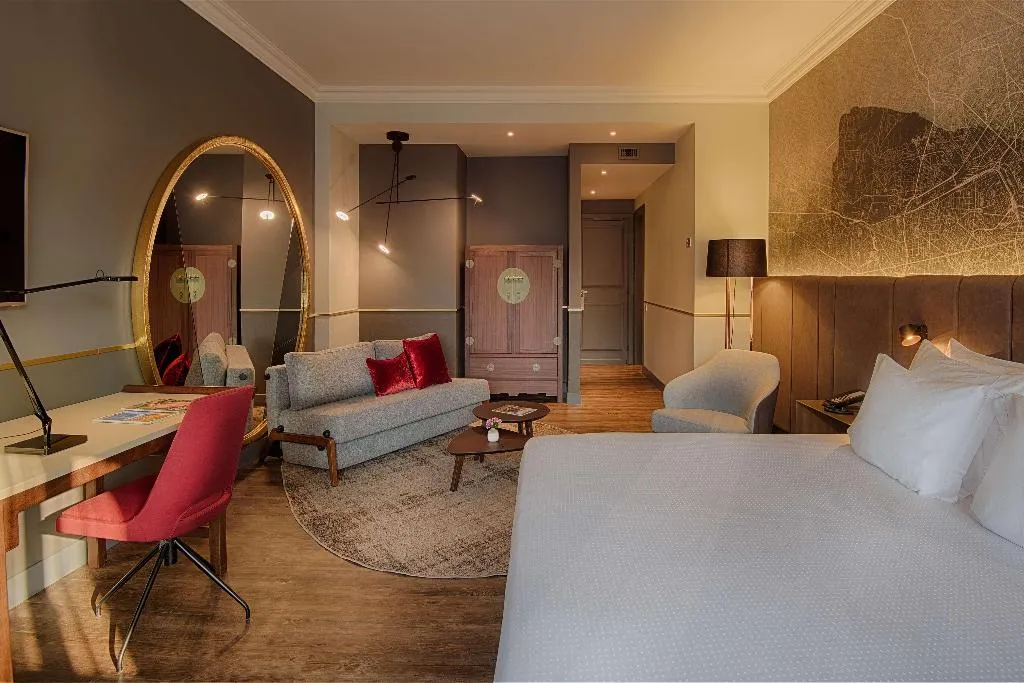 JUNIOR SUITE STANDARD Room, NH Collection Milano Porta Nuova, Milan