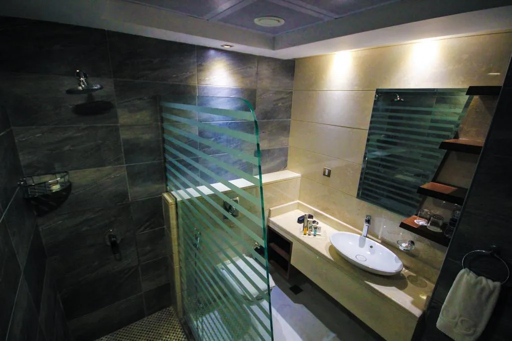 DOUBLE DELUXE KING BED Room, Rose Park Hotel - Al Barsha, Dubai