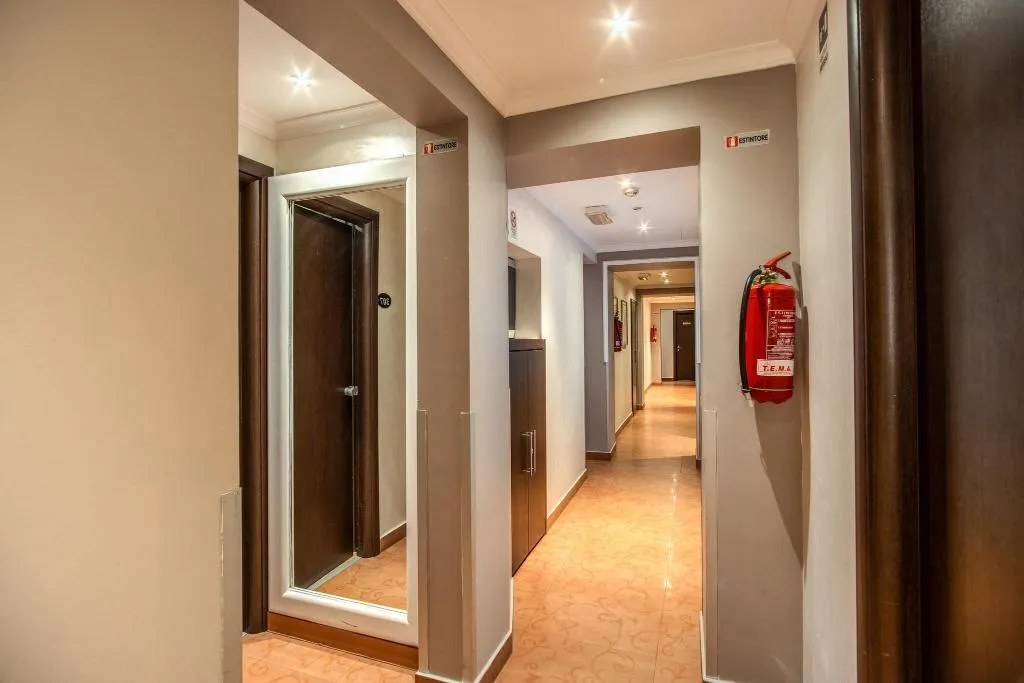Lobby, Everest Inn Rome, Rome
