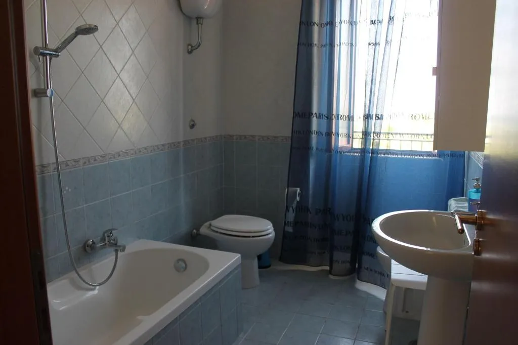 Room, Sanfralù, Naples