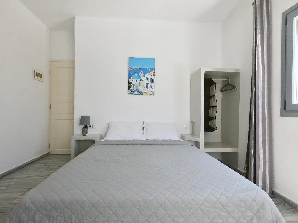 Room CAPACITY 2 Room, Anny Studios Perissa Beach, Santorini