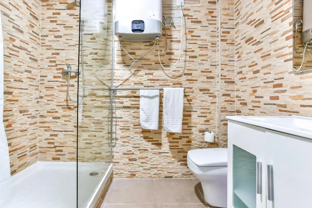 TWIN STANDARD Room, Laramond Barcelona Rooms, Barcelona