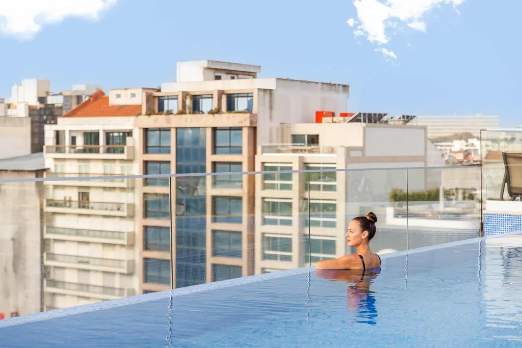 Pool, Jupiter Lisboa Hotel – Rooftop & Spa, Lisbon