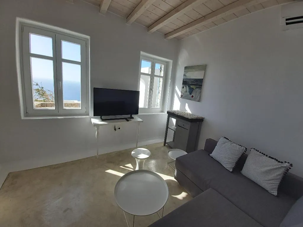 DOUBLE ONE BEDROOM ONE BATHROOM Room, White Rock Suites & Villas, Mykonos