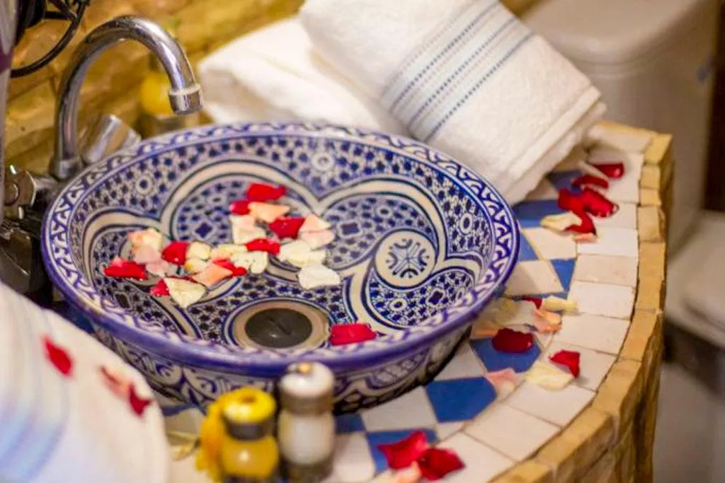 TWIN TWO BEDROOMS ONE BATHROOM Room, Riad Rayhana Fes, Fez