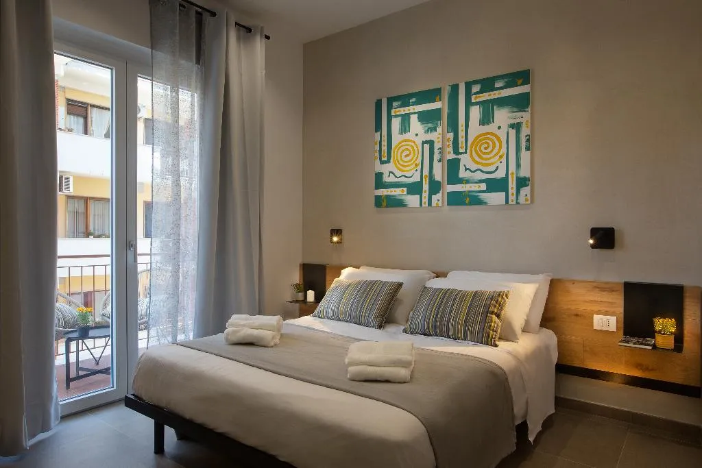 DOUBLE DELUXE Room, Mare Fuori Rooms, Naples