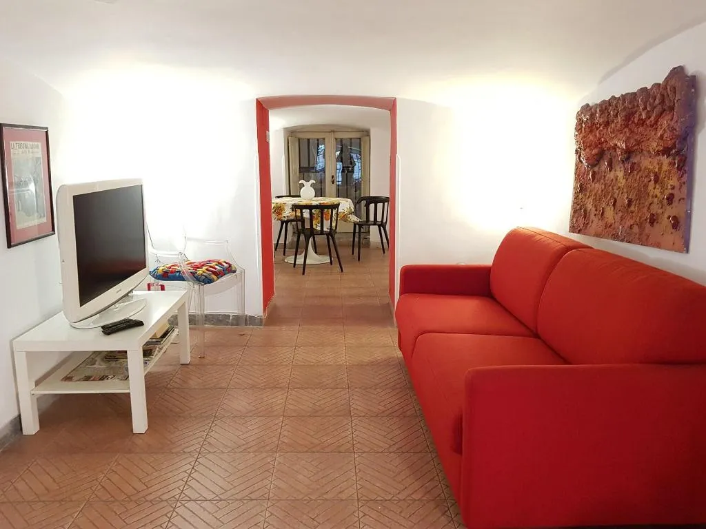 Room, Capa & Coda, Naples