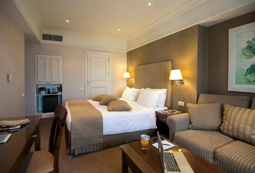 JUNIOR SUITE WITH VIEWS Room, Hera Hotel, Athens