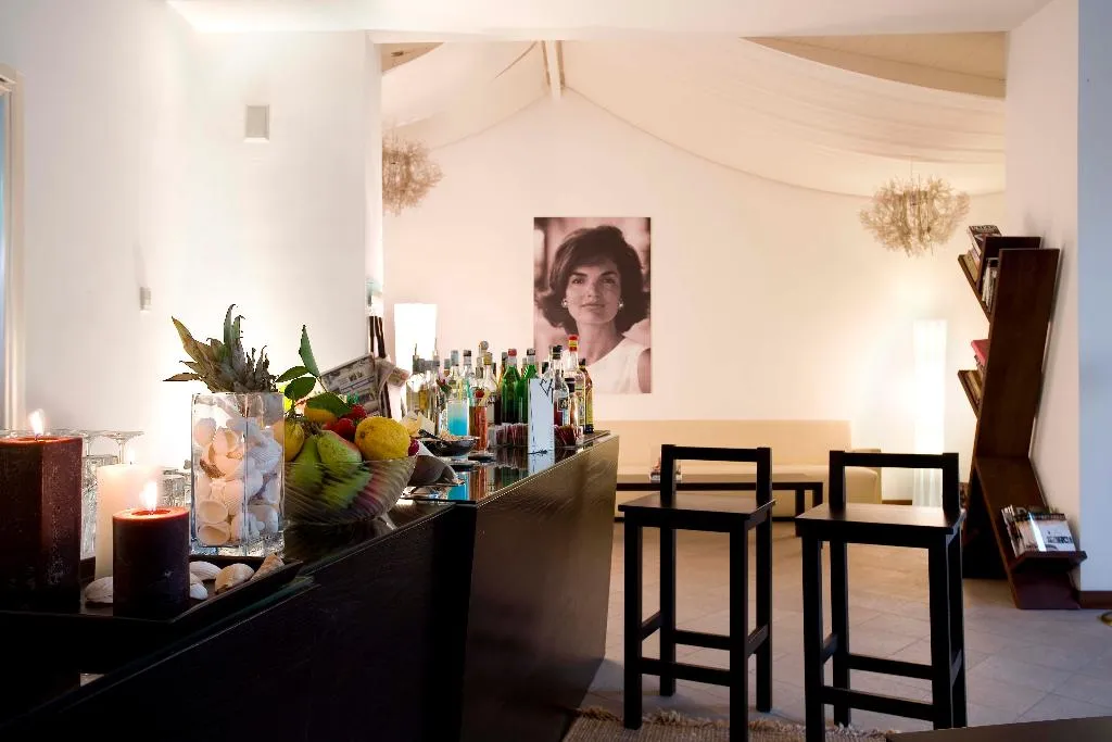 Bar, Esperidi Resort, Naples