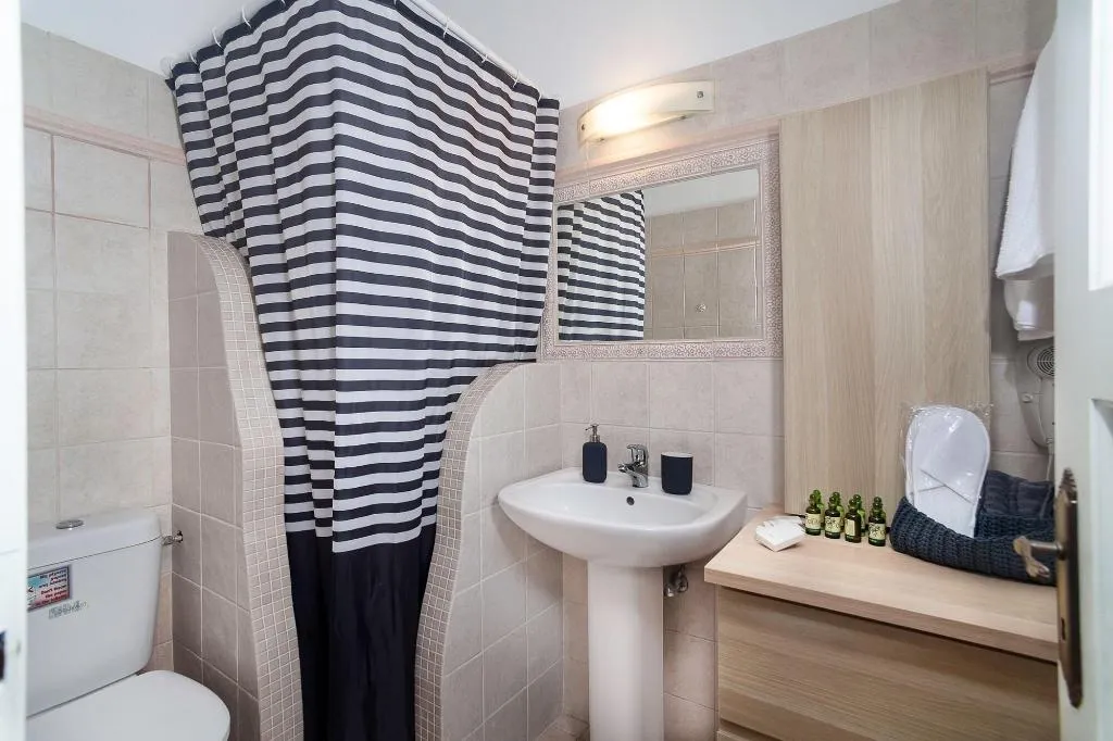 Room, Aelia Suites, Santorini