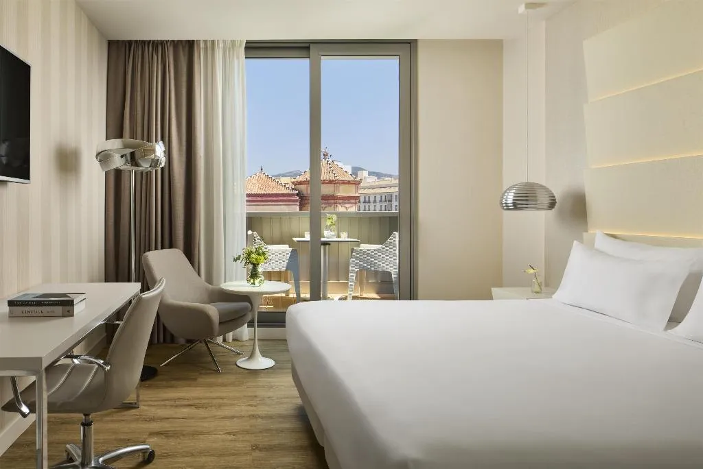 DOUBLE WITH BALCONY Room, NH Málaga, Costa Del Sol