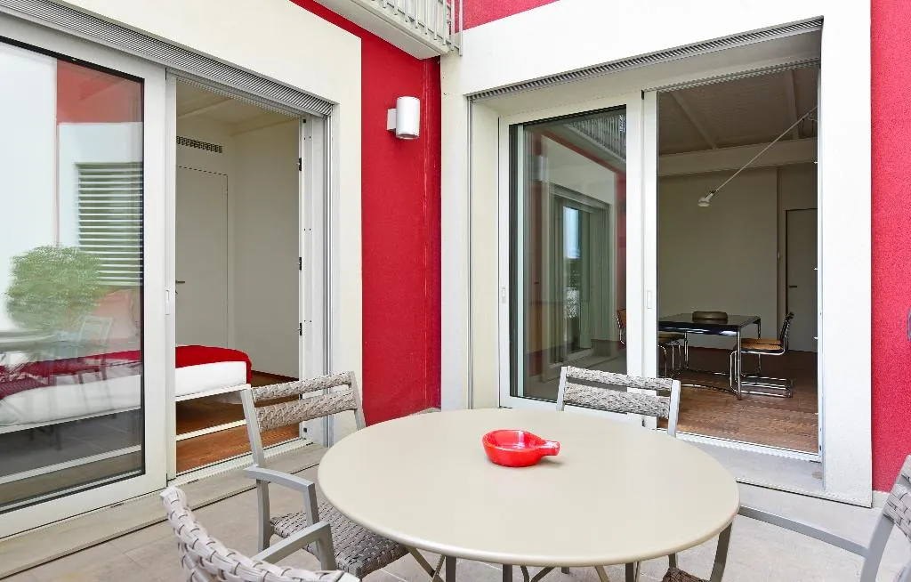 APARTMENT CAPACITY 5 THREE BEDROOM Room, Le Suite Di Palazzo Segreti, Milan