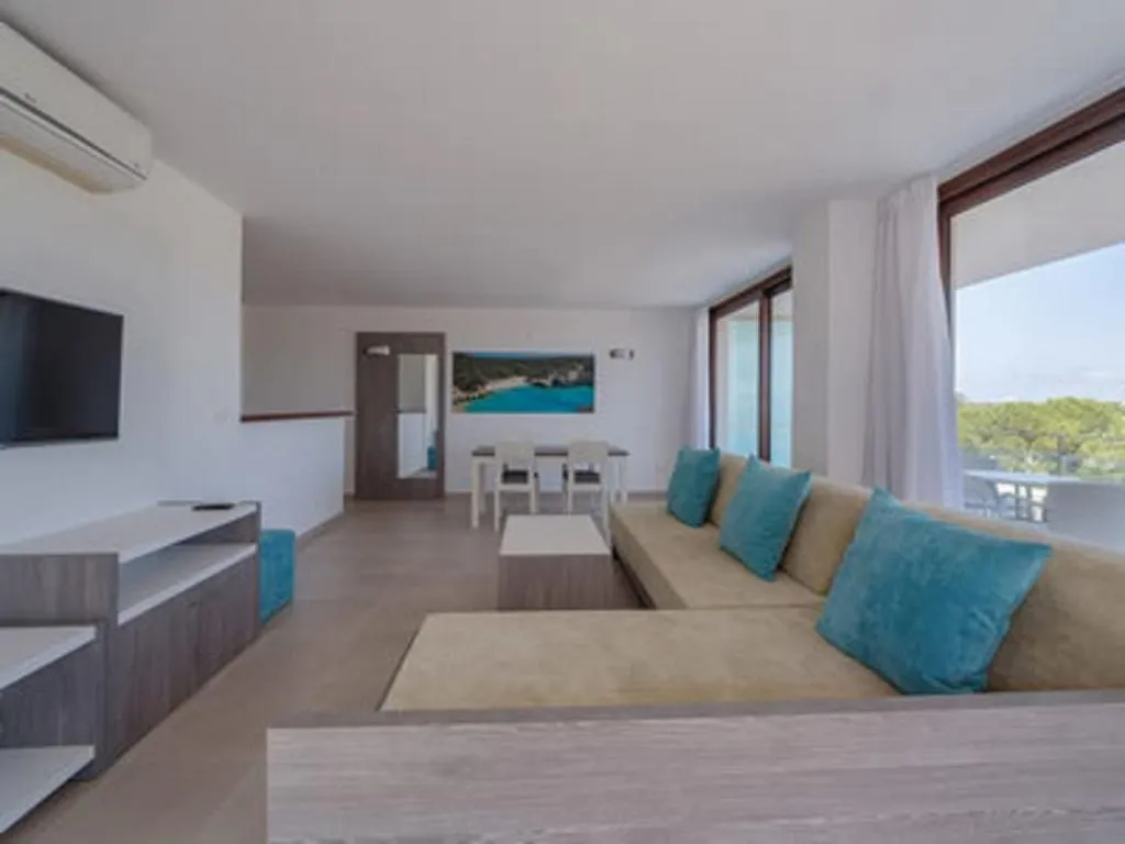 Room, Caprice Skyline Aparthotel, Menorca