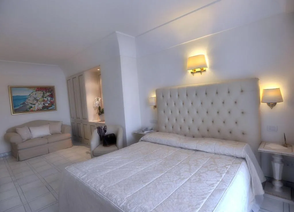 DOUBLE SUPERIOR QUEEN BED Room, Hotel Villa Fraulo, Naples