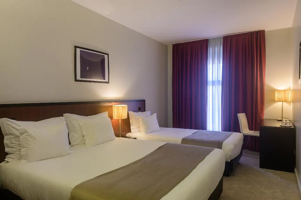 TRIPLE STANDARD Room, Torre Mar Hotel, Porto