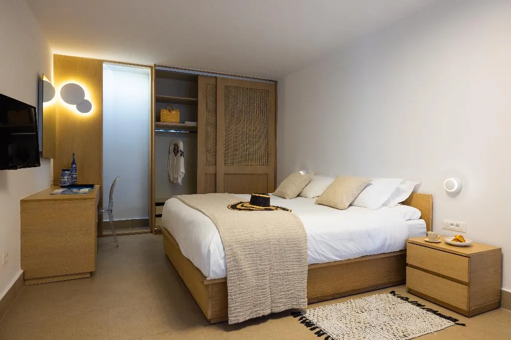 SUITE WITH PRIVATE POOL Room, Rocabella Santorini Hotel & Spa, Santorini