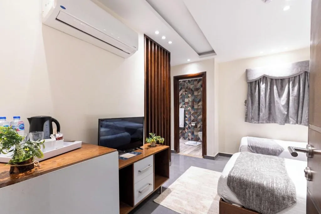 Room, Pyramids Yard Hotel, Cairo