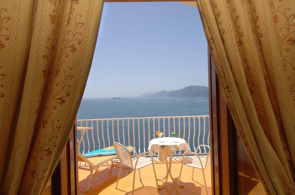 QUADRUPLE CLASSIC SEA VIEW Room, Tramonto D'oro, Naples