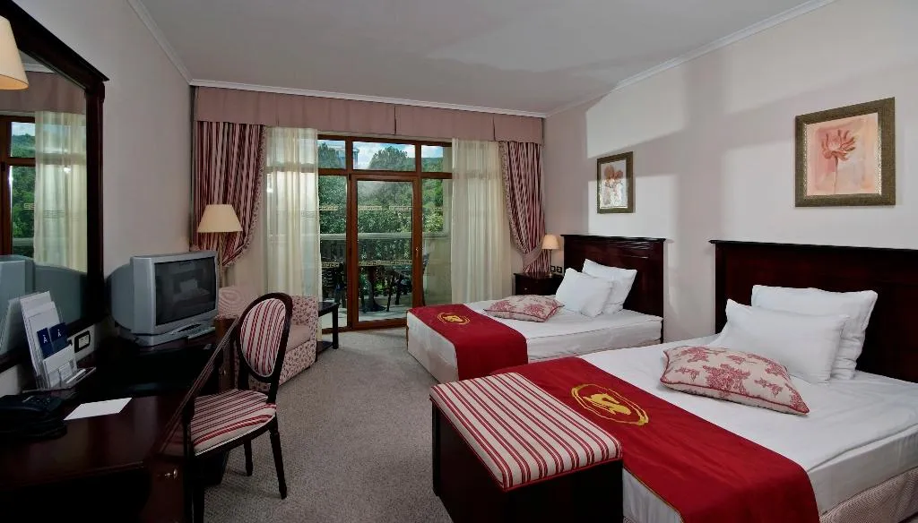 DOUBLE CLASSIC KING BED Room, Melia Grand Hermitage, Varna