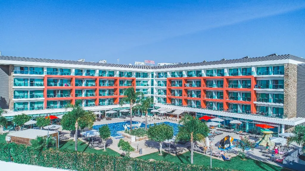 General view, Aquashow Park Hotel, Algarve