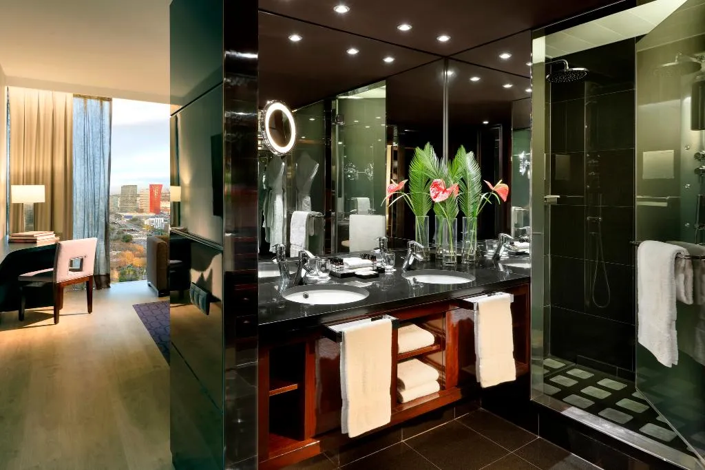Room CLUB Room, Hyatt Regency Barcelona Tower, Barcelona